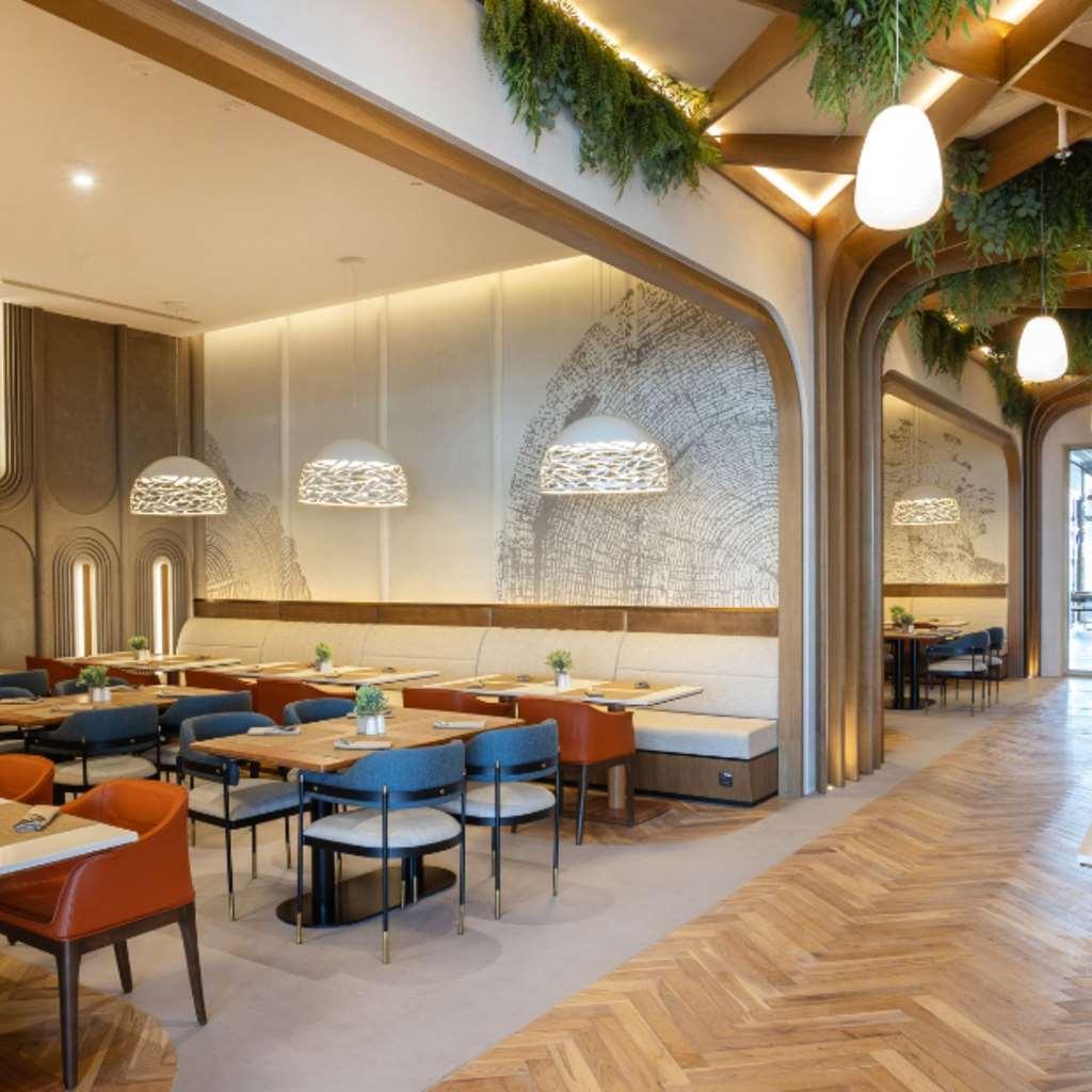The First Collection Dubai Waterfront Hotel Restaurant billede