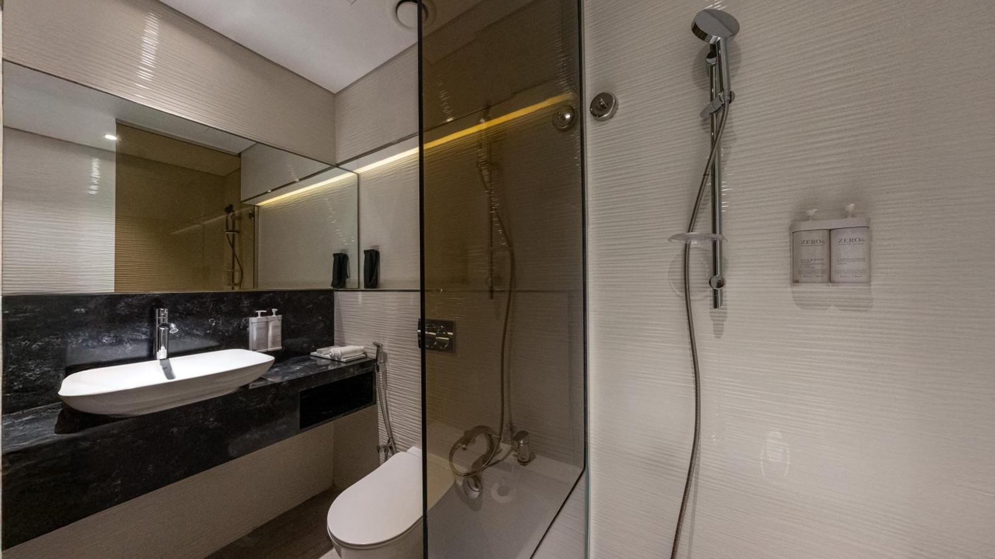 The First Collection Dubai Waterfront Hotel Eksteriør billede